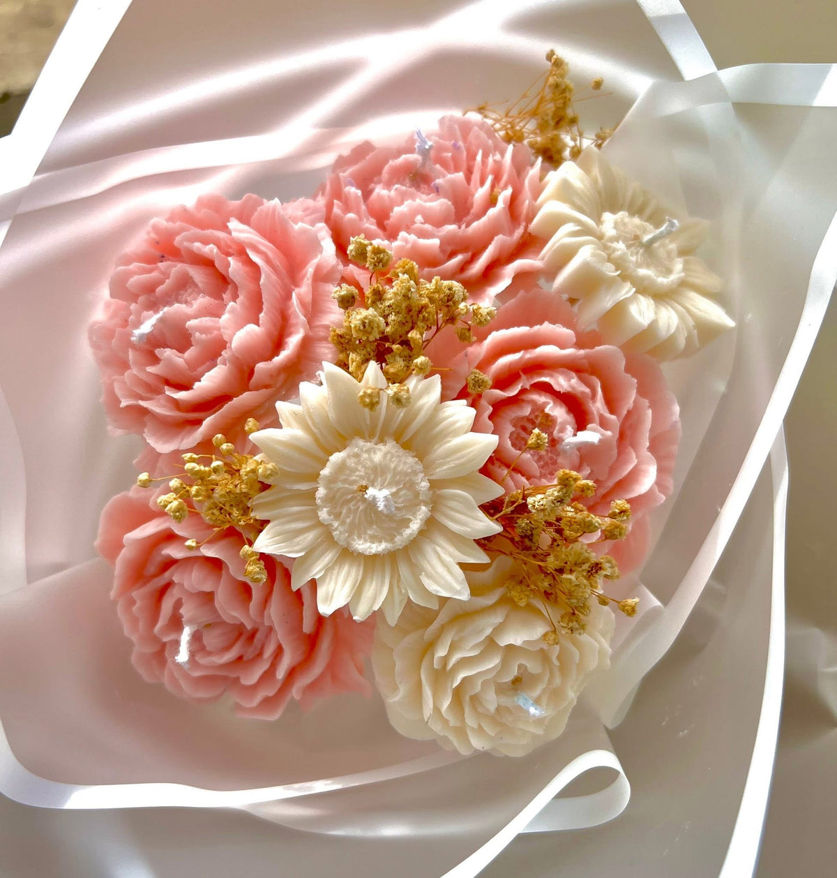 Wax Flower Bouquet – 7 Flowers - بوكيه ورد شمع – 7 وردات